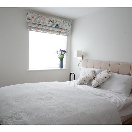 Modern, Spacious 2Br Flat In Oxford Esterno foto