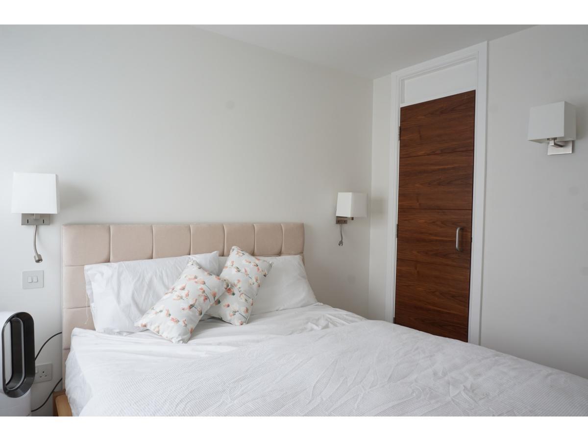 Modern, Spacious 2Br Flat In Oxford Esterno foto